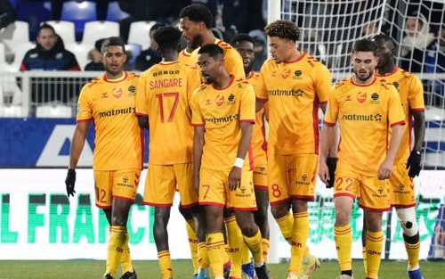 Cầu thủ Việt kiều từng là đồng đội của nhà vô địch World Cup được 3 CLB V-League theo đuổi, mơ khoác áo ĐT Việt Nam