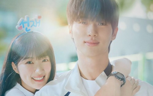 Phim 'Cõng anh mà chạy' gợi nhớ ca sĩ quá cố Jonghyun (SHINee)