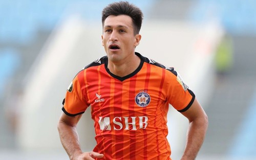 Huyền thoại V-League Đỗ Merlo tái xuất, bến đỗ mới gây bất ngờ
