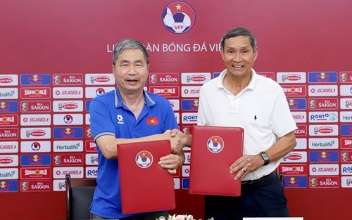 Tin nóng thể thao tối 10/5: HLV Mai Đức Chung tiết lộ lý do trở lại, Arsenal lên kế hoạch... rước cúp