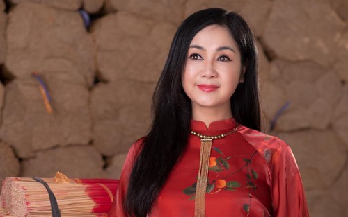 NSND Thu Hà kể chuyện sắp 'về hưu', tuyên bố vẫn sẽ diễn đến hơi thở cuối cùng