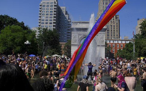 Mỹ cảnh báo nguy cơ khủng bố nhằm vào cộng đồng LGBTQI+