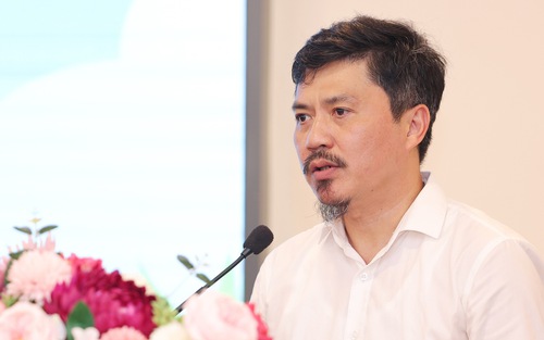 Nhà báo Lê Xuân Thành: 'Dế Mèn' luôn tìm kiếm sự tươi mới