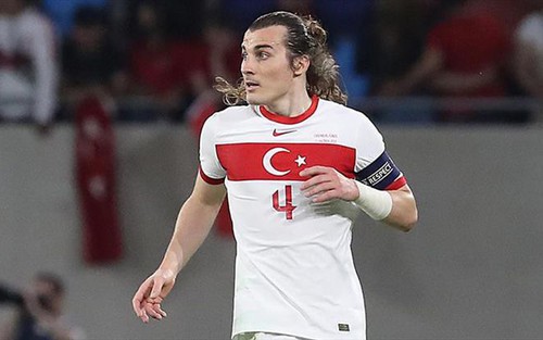Soyuncu bị loại khỏi danh sách đội tuyển Thổ Nhĩ Kỳ dự EURO 2024