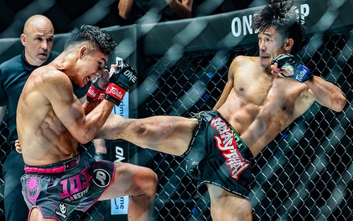 Nguyễn Trần Duy Nhất khoe vết thương dài sau chiến thắng thần đồng MMA, cộng đồng mạng vừa xót xa, vừa khâm phục vì nỗ lực phi thường