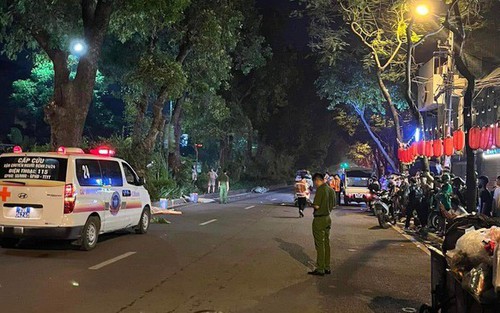 Điều tra nguyên nhân 3 người tử vong trên đường Láng (Hà Nội)