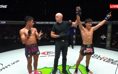 ‘Thần đồng Muay’ khiêu khích Nguyễn Trần Duy Nhất và ăn mừng sớm, cuối cùng nhận thất bại trước tuyệt kỹ của ‘Độc cô cầu bại’