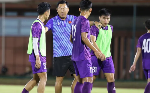 Tin nóng bóng đá Việt 18/7: U19 Việt Nam quyết thắng Myanmar, Hoàng Đức có thể đến HAGL