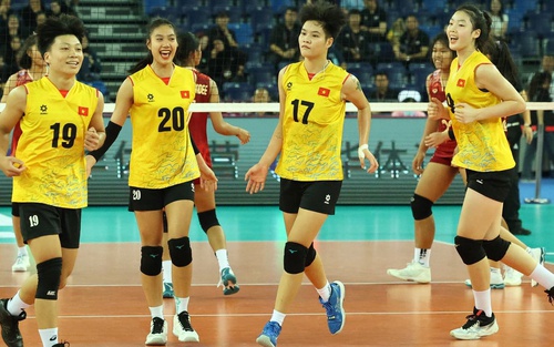 Tin nóng thể thao tối 2/7: Bóng chuyền nữ Việt Nam tự tin thắng Philippines, ĐT Việt Nam có chuyên gia thể lực mới