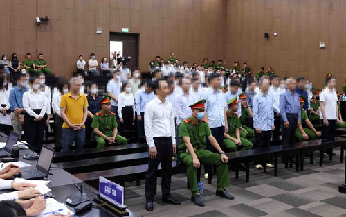 Xét xử vụ FLC: Nhà đầu tư mong sớm được bồi thường thiệt hại