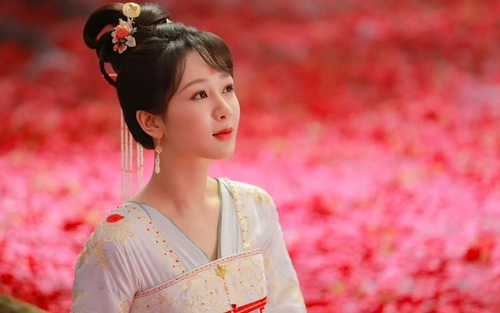 "Trường tương tư 2" nối sóng "Câu chuyện của Hoa Hồng": Khán giả kỳ vọng, Dương Tử lo lắng