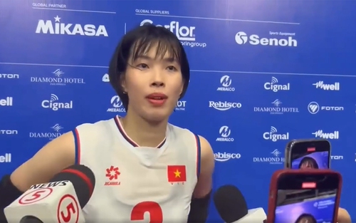 Trần Thị Thanh Thúy bắn tiếng Anh như gió ở giải thế giới, CĐV thán phục về chuyên môn và ngoại ngữ