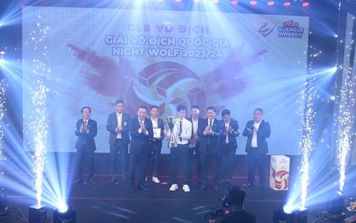V-League Awards 2024: Tân vương Nam Định bội thu danh hiệu