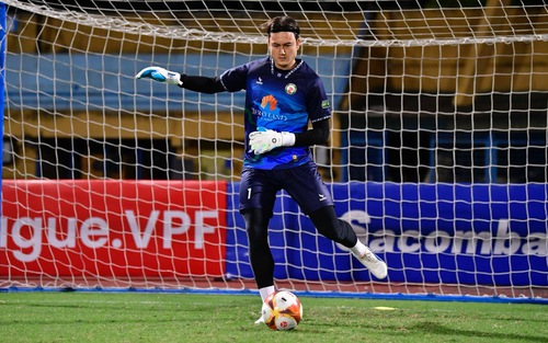 Văn Lâm tới Thanh Niên TPHCM, vì sao?