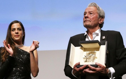 Huyền thoại điện ảnh Alain Delon qua đời