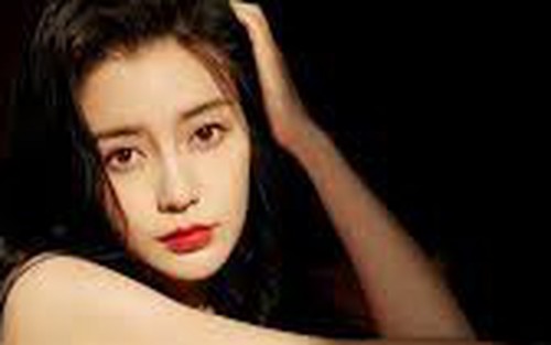 Dù bị "phong sát", Angelababy vẫn sở hữu loạt bất động sản đắt đỏ và núi hàng hiệu xa xỉ
