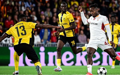 Play-off Cúp C1: Galatasaray rượt đuổi ngoạn mục, đội bóng CH Séc đặt một chân vào vòng bảng