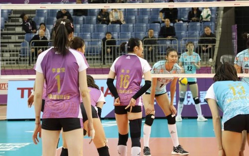 ĐT bóng chuyền nữ Việt Nam đối đầu với đối thủ sở hữu nhiều 'cây sào', có người cao xấp xỉ... 2m, sẽ khiến Bích Tuyền và đồng đội khó khăn