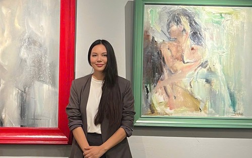 Chuyện mình