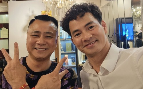 'Anh tài' Tự Long đối đáp thơ với NSND Xuân Bắc khi bị công khai 'xin' áo