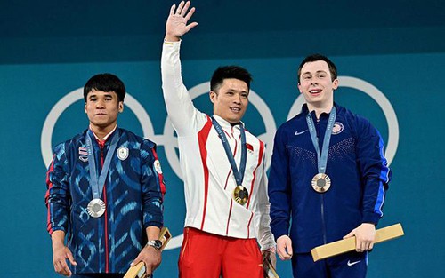 Thái Lan giành HCB nội dung Trịnh Văn Vinh bị loại khi 'siêu nhân' Trung Quốc áp đảo tuyệt đối tại Olympic