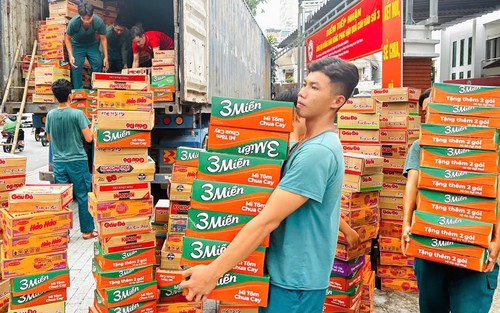 Góc nhìn 365: 10 ngày sau "siêu bão"