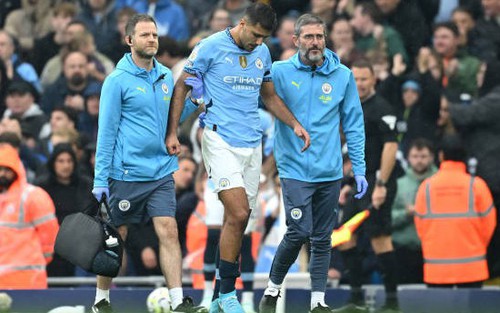Rodri chấn thương nặng, phải rời sân sớm ở đại chiến với Arsenal