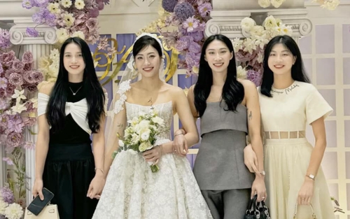Hoa khôi bóng chuyền Việt Nam làm đám cưới ở tuổi 26, được dàn sao của ĐT bóng chuyền nữ chúc mừng