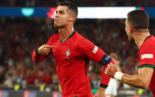 Ronaldo rực sáng, ghi bàn thắng thứ 901 giúp Bồ Đào Nha lội ngược dòng trước Scotland
