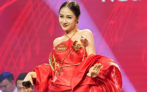 Chân dung nữ sinh 17 tuổi Tú Ngọc vừa giành Á quân Tiếng hát Hà Nội 