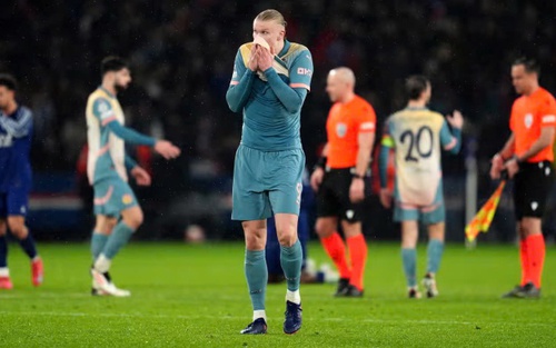 Man City thua đau PSG, Bayern Munich thảm bại trước Feyenoord ở cúp C1