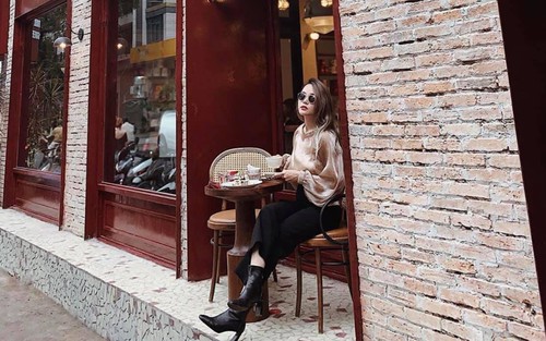 Giới trẻ check in xuyên Tết ở đâu?