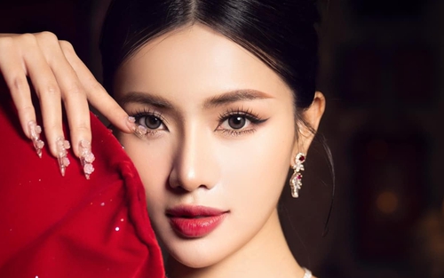 Hoa hậu thường dùng bao nhiêu app chỉnh ảnh trước khi đưa hình lên mạng xã hội? 