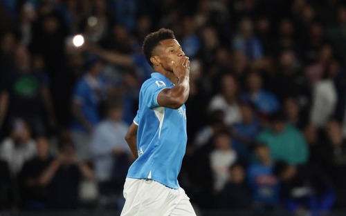 David Neres từ vai phụ đến ngôi sao tương lai của Napoli