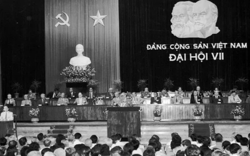 Hơn 300 hình ảnh, tài liệu triển lãm kỷ niệm 95 năm ngày thành lập Đảng