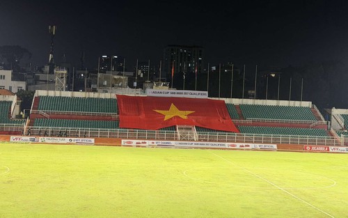 Lý do khán đài B sân Thống Nhất không có khán giả xem trận Việt Nam vs Nepal