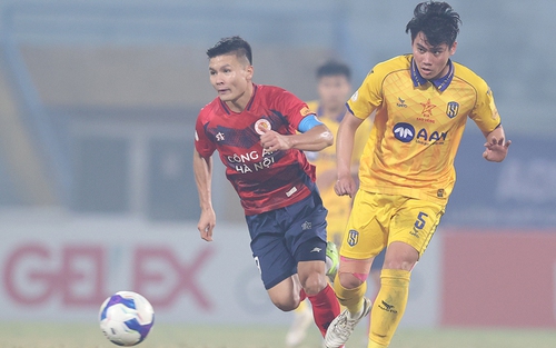 Bình luận viên Quang Huy: 'Lửa thử vàng ở V-League'
