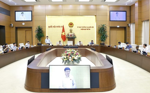 Phiên họp thứ 50 Ủy ban Thường vụ Quốc hội: Thông qua Nghị quyết điều chỉnh mức giảm trừ gia cảnh