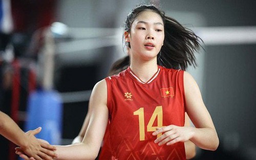 Chủ công 17 tuổi cao gần 1m90 vượt một loạt đàn chị để lên tuyển, được kỳ vọng là 'Thanh Thúy mới'