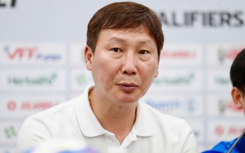 HLV Kim Sang Sik: ‘Dứt điểm tốt, đội tuyển Việt Nam đã ghi nhiều bàn thắng hơn”