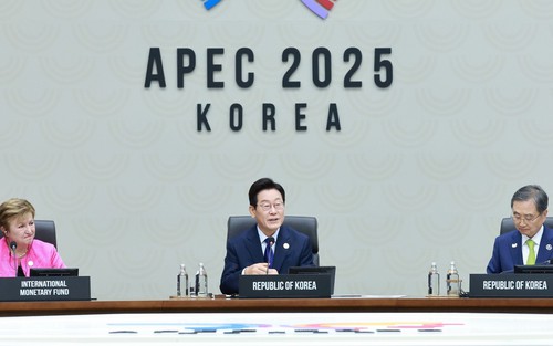 Tuần lễ Cấp cao APEC 2025: Phiên bế mạc với tầm nhìn cho kỷ nguyên AI và thách thức dân số