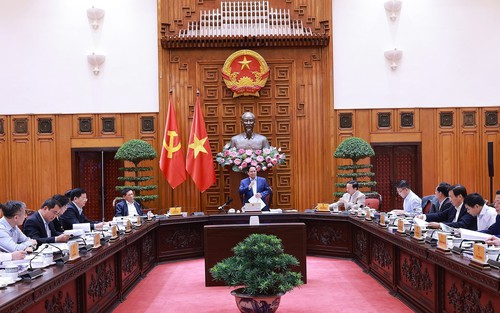 Thủ tướng Phạm Minh Chính: Khẩn trương trình Bộ Chính trị đề án đầu tư trục đại lộ cảnh quan sông Hồng