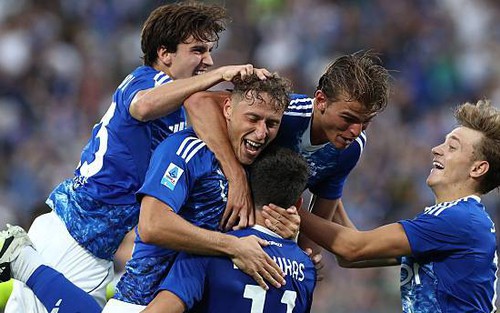 Nhận định, soi tỷ lệ Torino vs Como 00h30 ngày 25/11, vòng 12 Serie A
