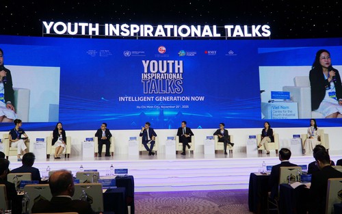 Talkshow truyền cảm hứng cho giới trẻ mở màn Diễn đàn kinh tế mùa thu 2025