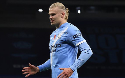 Haaland càng ngày càng như 'người máy', trở thành đầu tàu kéo Man City trở lại cuộc đua vô địch 