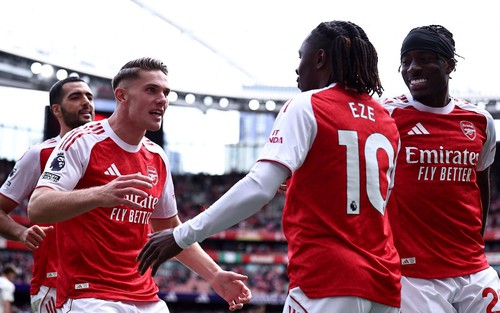 Slavia Prague - Arsenal: Bay cao cùng bộ ba 'REZ'