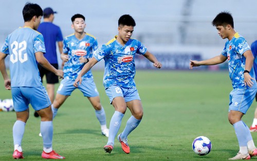 HLV Kim Sang Sik chốt danh sách, U22 Việt Nam chỉ có một Việt kiều dự SEA Games 33