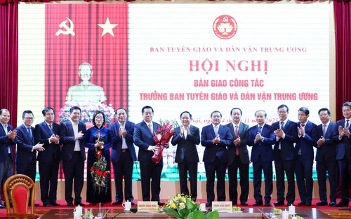 Hội nghị bàn giao công tác Trưởng Ban Tuyên giáo và Dân vận Trung ương
