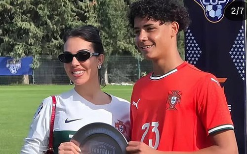 Con trai Ronaldo giành danh hiệu quốc tế thứ hai trong sự nghiệp cùng đội trẻ Bồ Đào Nha
