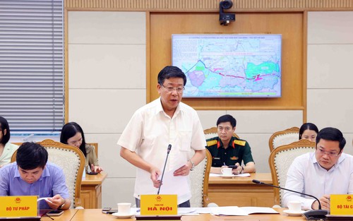 Phó Chủ tịch Thường trực UBND thành phố Dương Đức Tuấn điều hành công việc của UBND thành phố Hà Nội